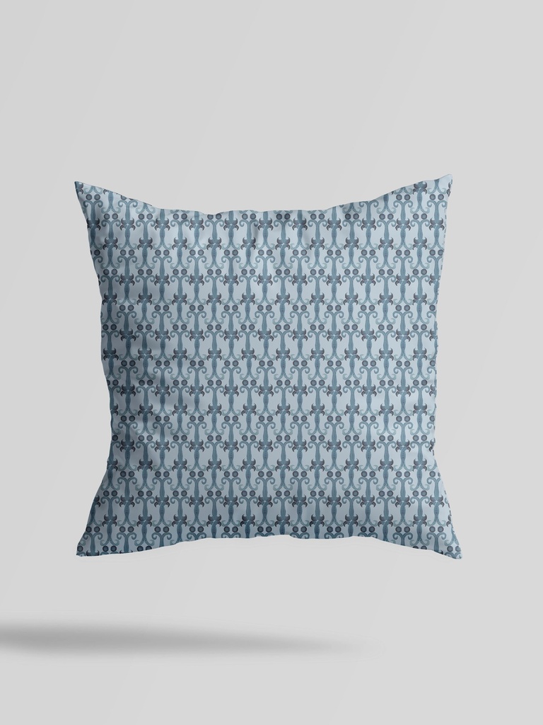 Curly Links Pillow Cover